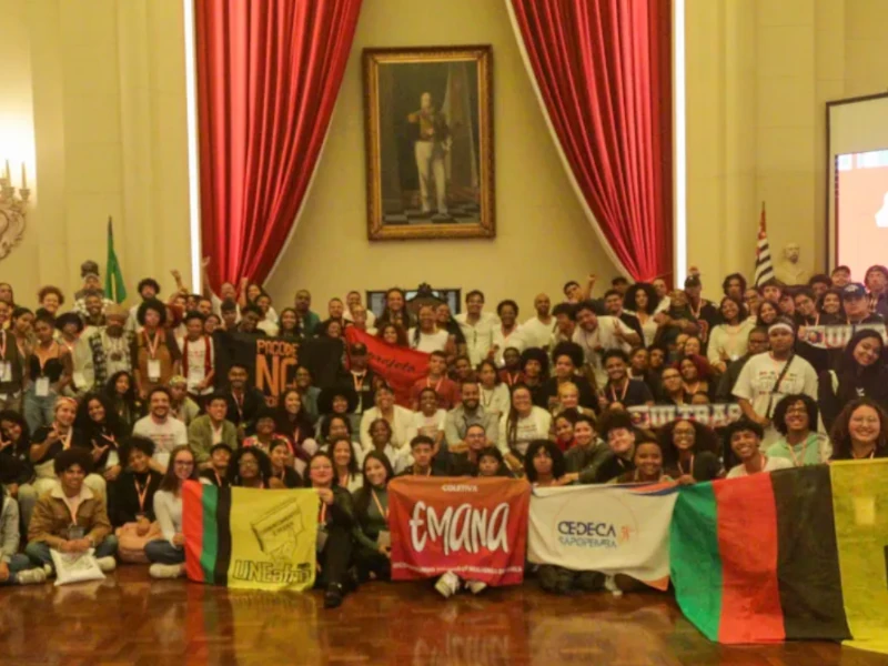 Encontro dos Jovens Defensores no Palácio de Dom João VI